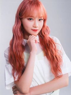 Chaewon (채원)